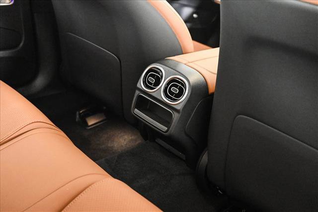 Certified 2025 Mercedes-Benz C 300 4MATIC Sedan image 19