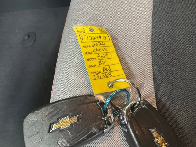 Used 2020 Chevrolet Bolt LT FWD image 16