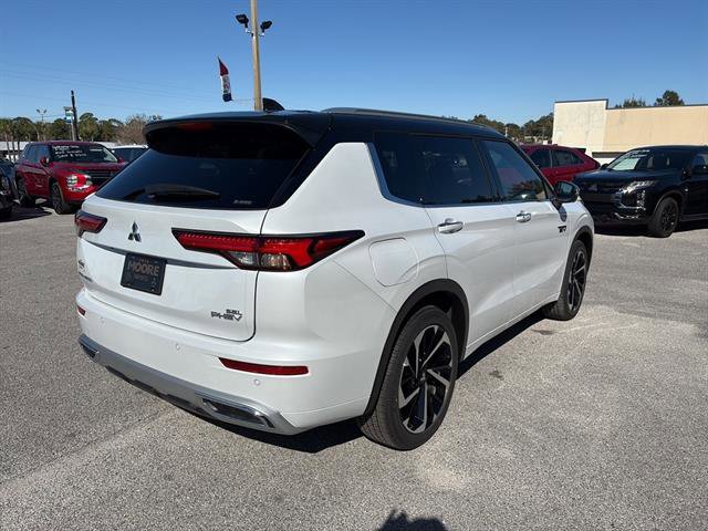 New 2025 Mitsubishi Outlander SEL image 6