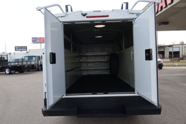 Used 2020 GMC Savana 3500 w/ Power Convenience Package image 7