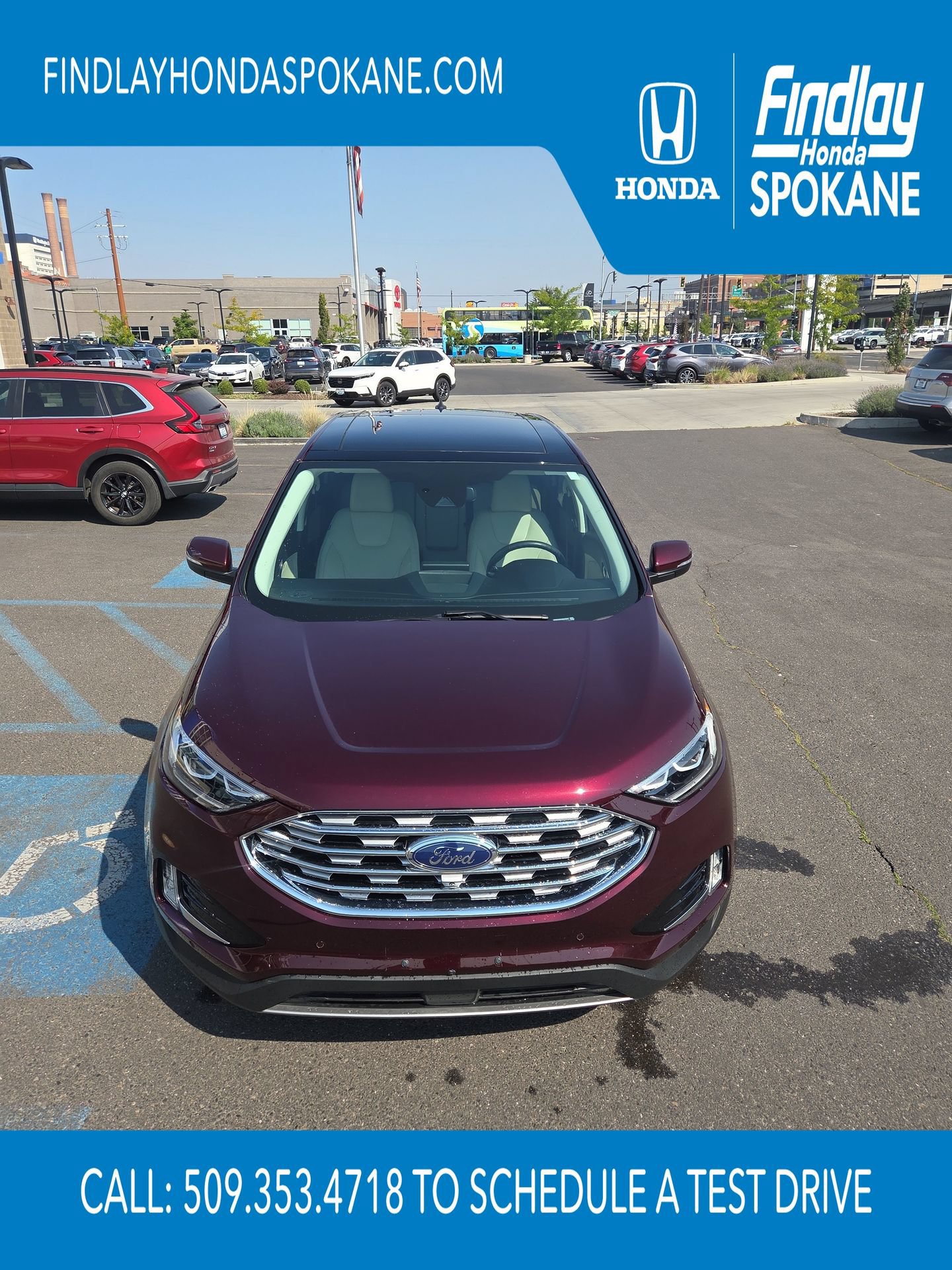 Used 2022 Ford Edge Titanium w/ Equipment Group 301A AWD/4WD image 8