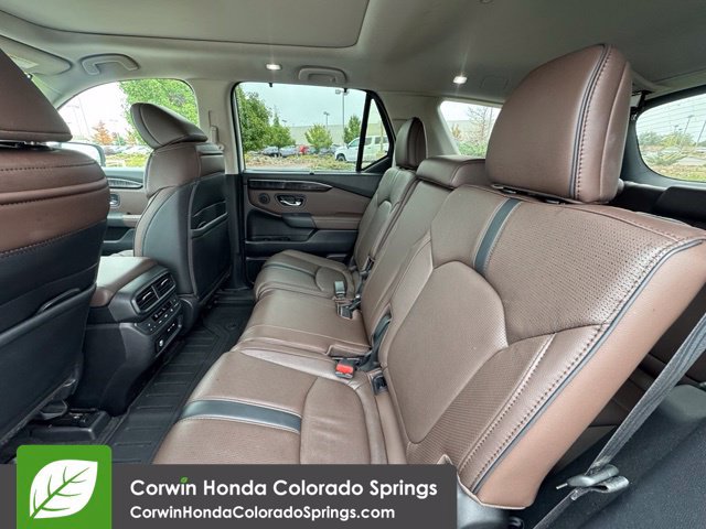 Used 2024 Honda Pilot Elite image 29
