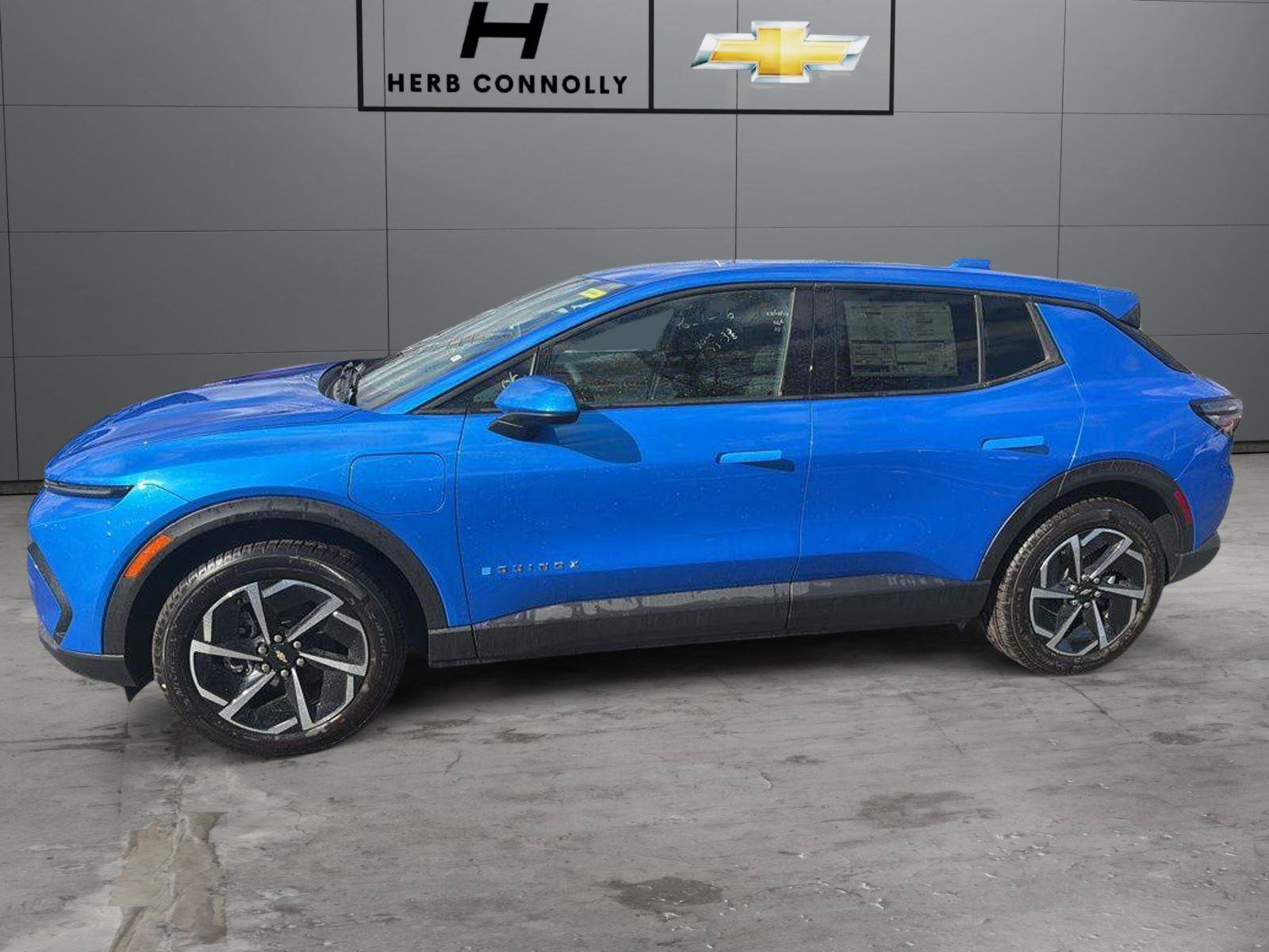 New 2026 Chevrolet Equinox EV LT FWD image 3