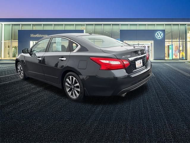 Used 2016 Nissan Altima 2.5 SL w/ 2.5 Technology w/LED Package image 6