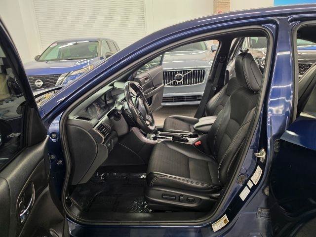 Used 2016 Honda Accord Sport image 7