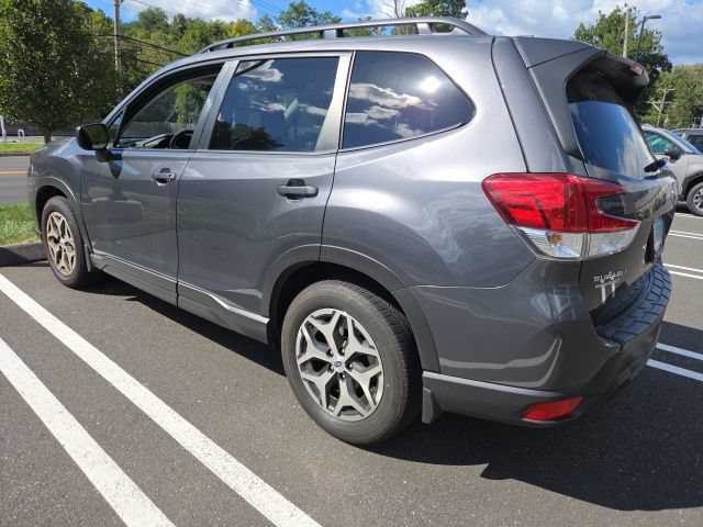 Used 2022 Subaru Forester Premium AWD/4WD image 14
