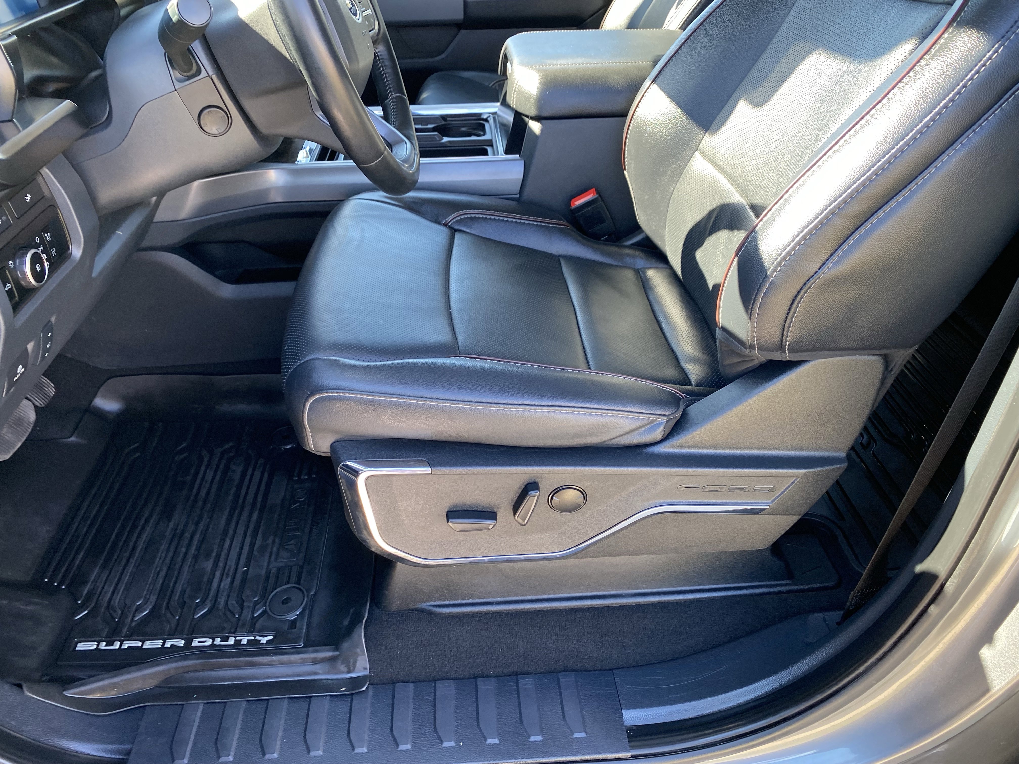 Used 2024 Ford F250 Lariat w/ Lariat Ultimate Package image 15