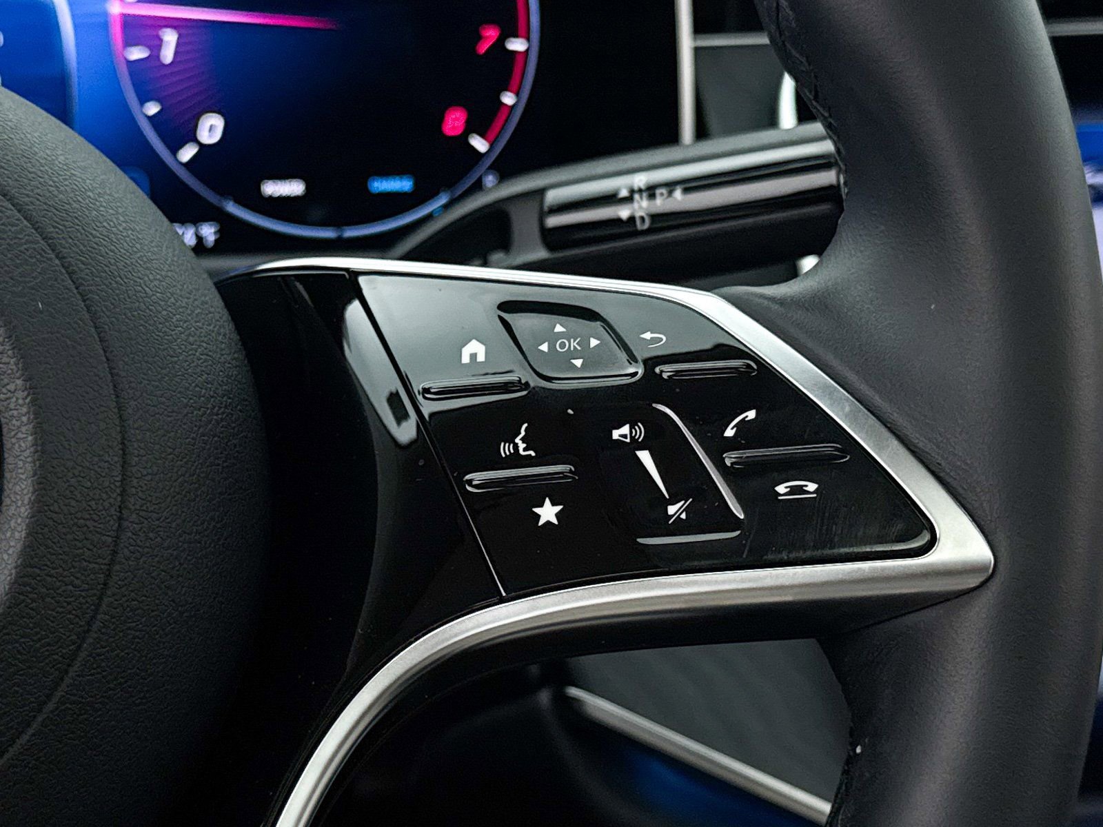 Used 2024 Mercedes-Benz E 350 4MATIC Sedan image 36