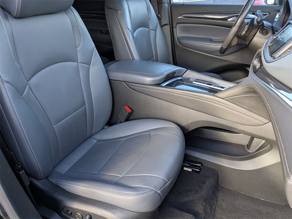 Used 2024 Buick Enclave Premium image 41