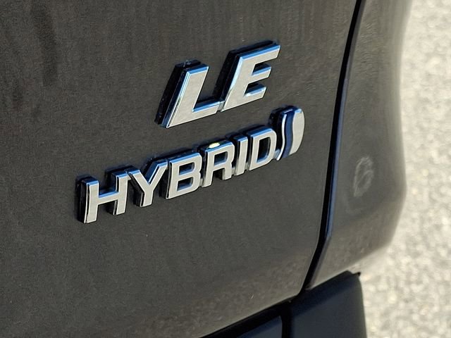 Certified 2023 Toyota RAV4 LE AWD/4WD image 31