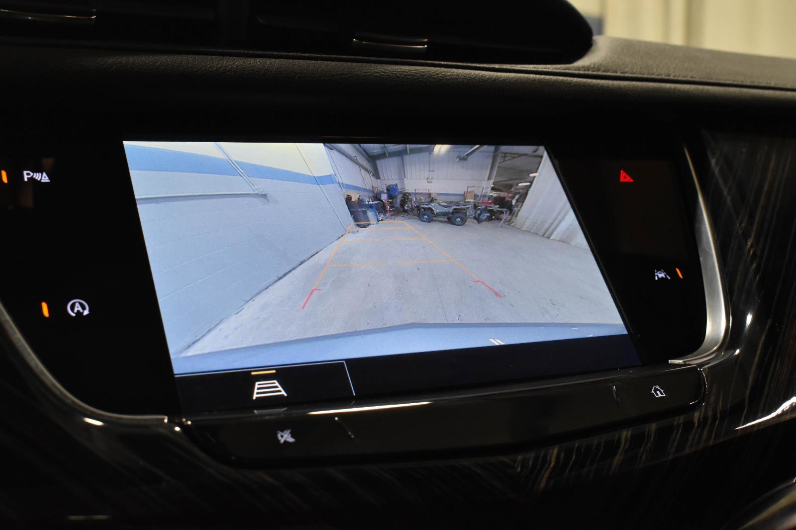 Certified 2025 Cadillac XT6 Premium Luxury image 20