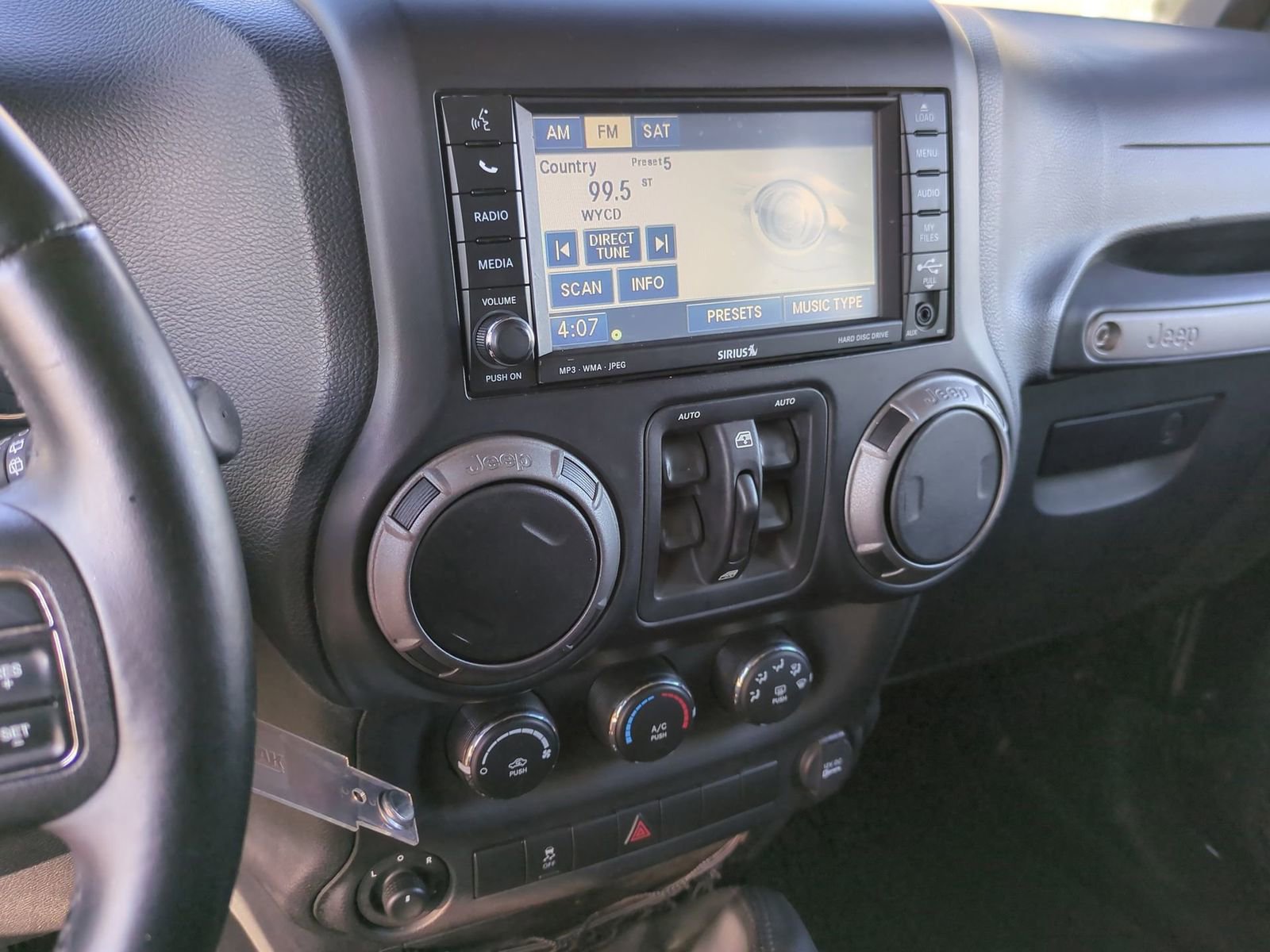 Used 2012 Jeep Wrangler Unlimited Sport image 32