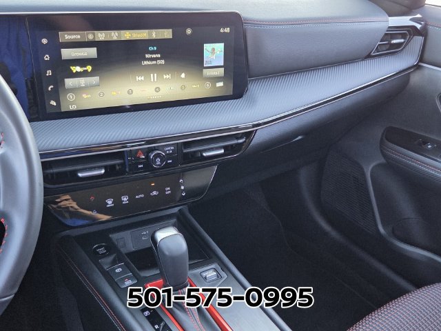 Used 2025 Nissan Kicks SR FWD image 26