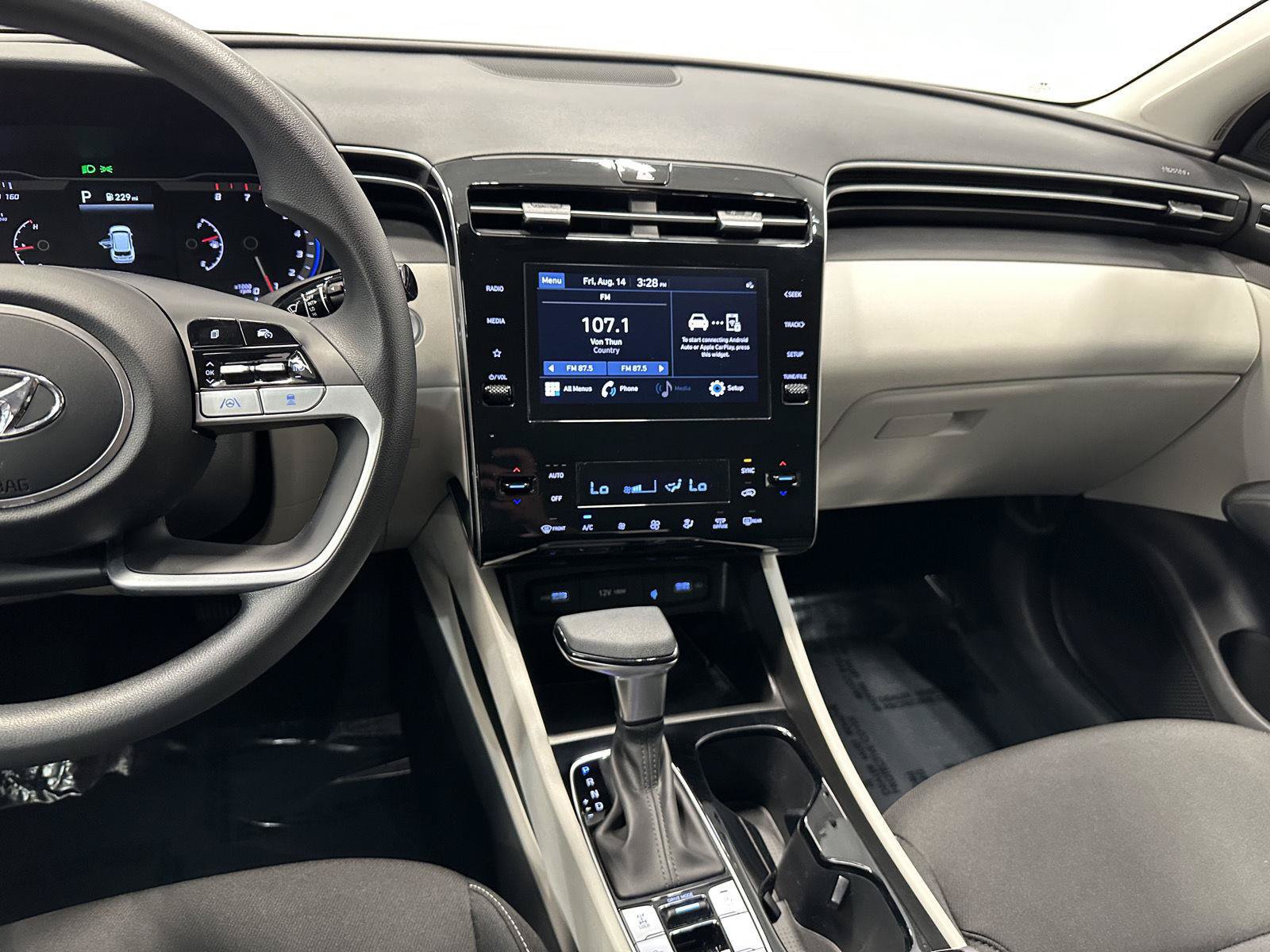 Certified 2024 Hyundai Tucson SEL AWD/4WD image 22