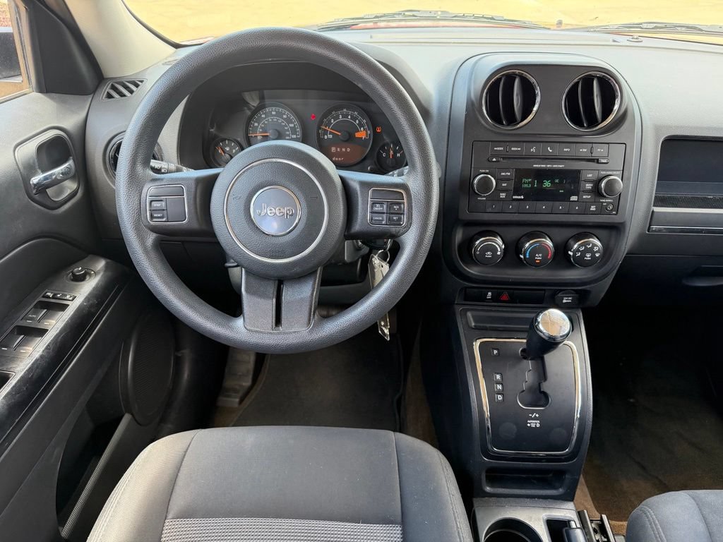 Used 2016 Jeep Patriot Sport w/ Power Value Group FWD image 16