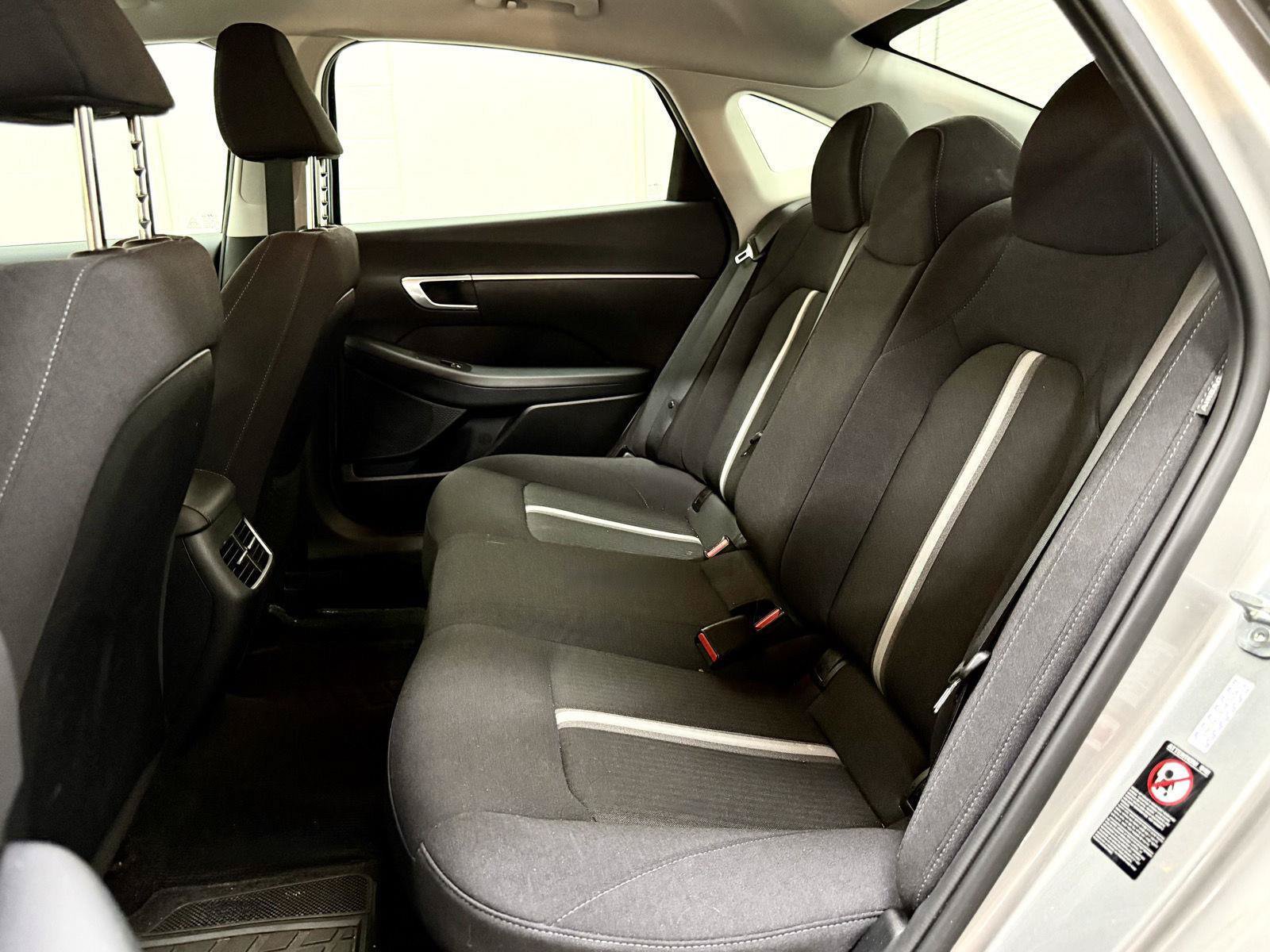 Used 2020 Hyundai Sonata SEL w/ Cargo Package FWD image 17