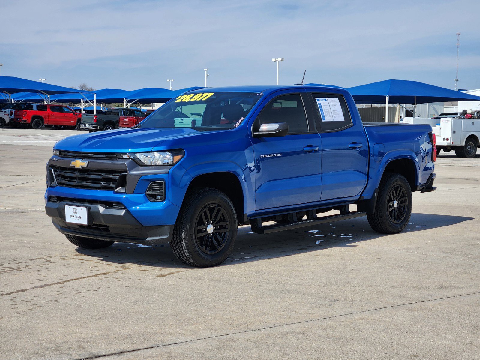 Used 2023 Chevrolet Colorado LT w/ LT Convenience Package II RWD image 2