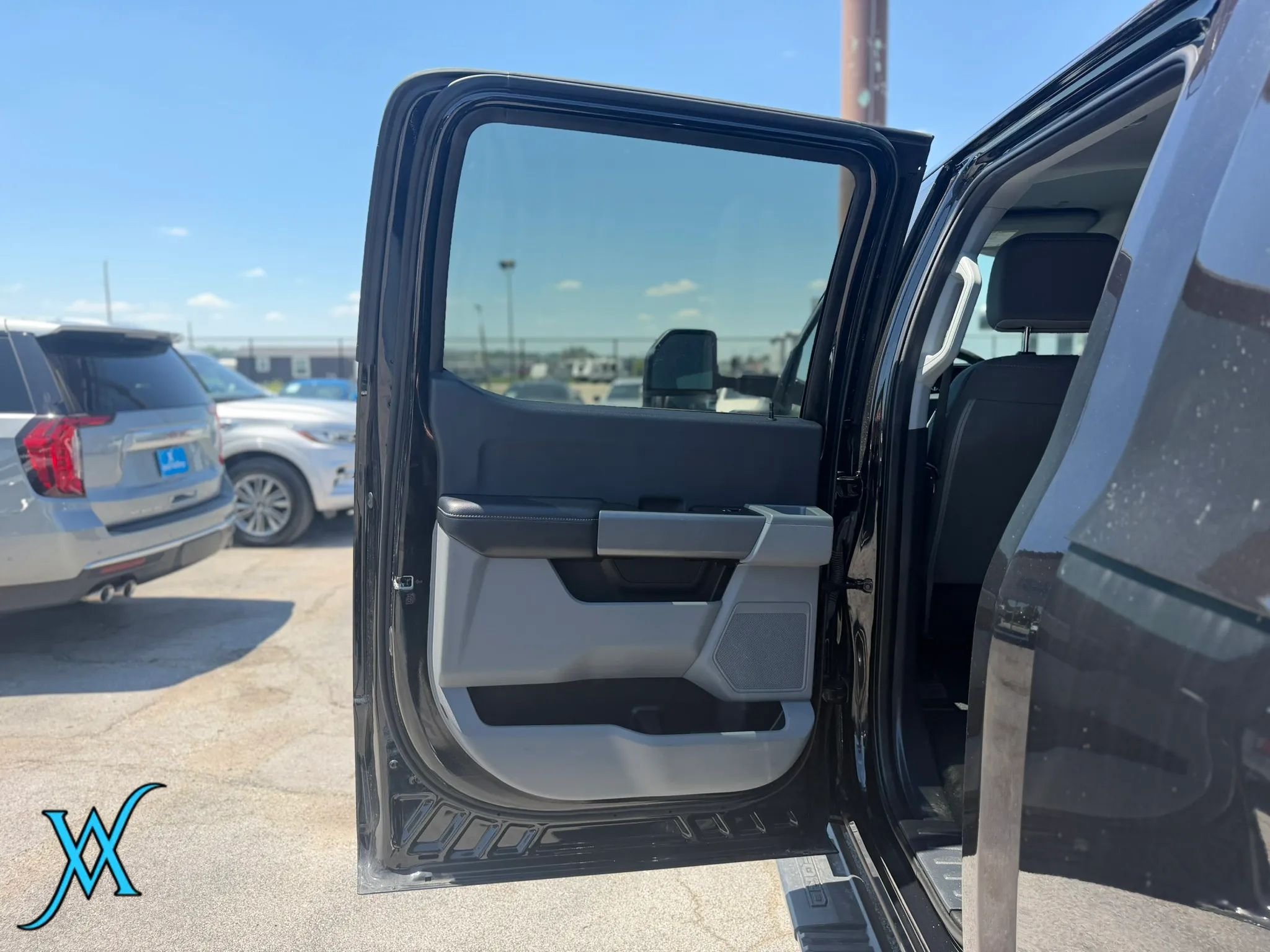 Used 2024 Ford F250 XL w/ STX Appearance Package AWD/4WD image 14