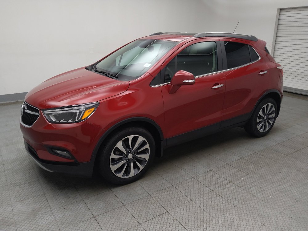 Used 2019 Buick Encore Essence FWD image 2