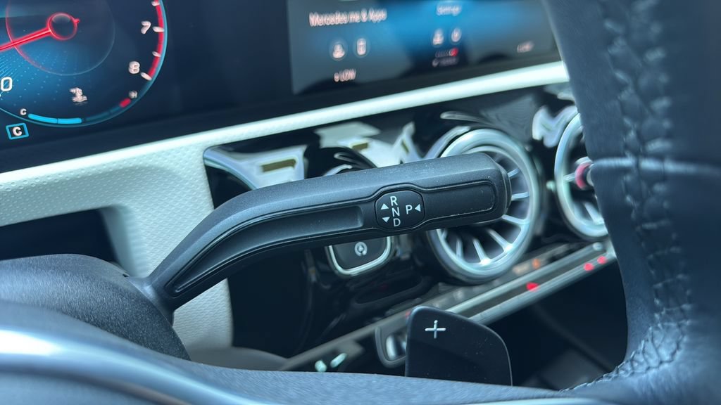 Used 2022 Mercedes-Benz CLA 250 image 19