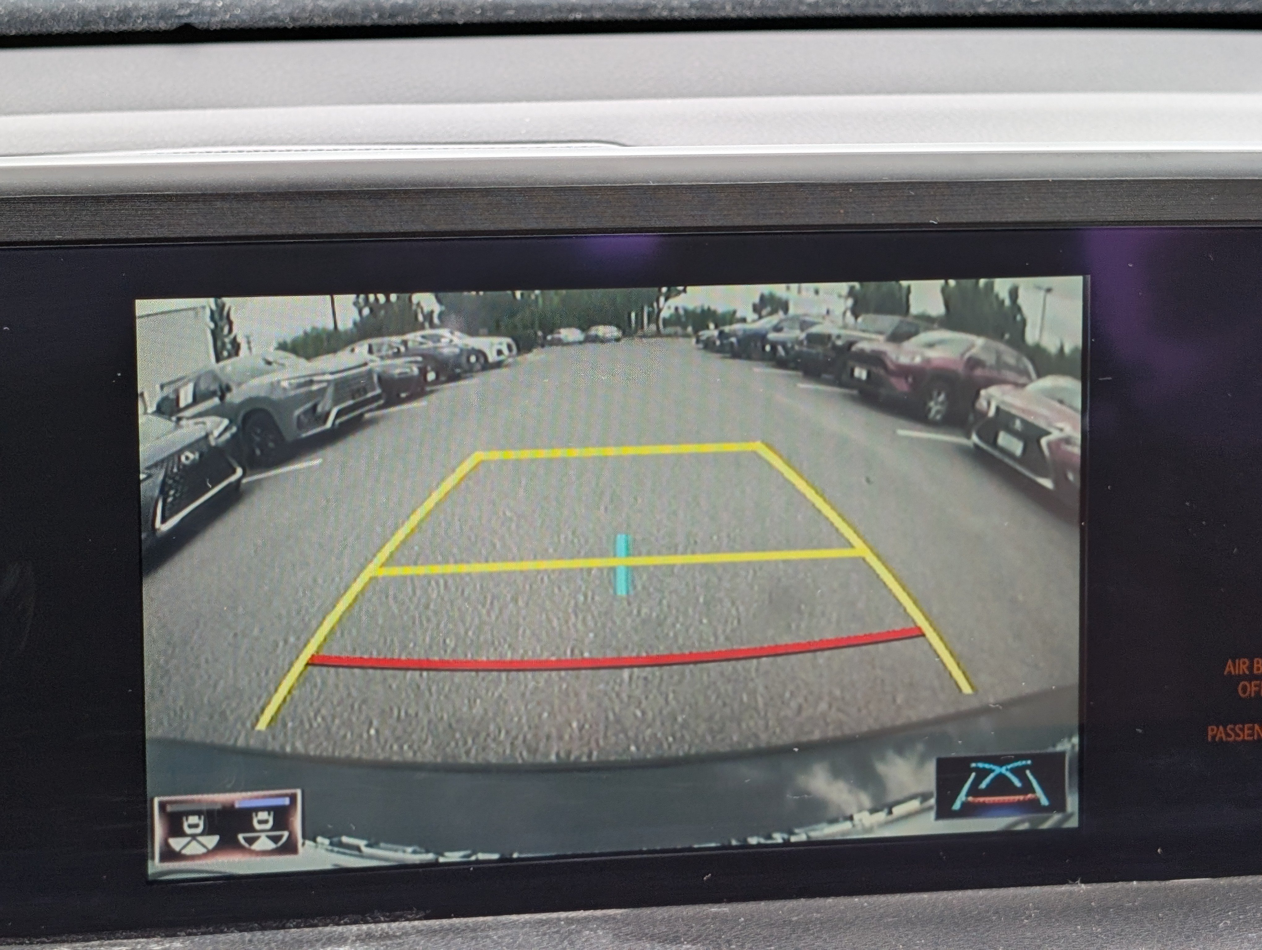 Used 2021 Lexus ES 300h w/ Premium Package FWD image 27