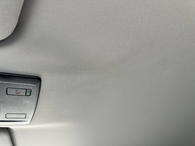 Used 2024 Nissan Pathfinder SL FWD image 19