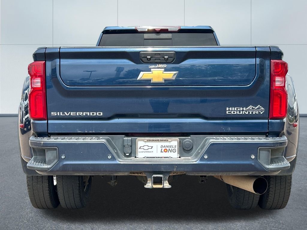 Used 2022 Chevrolet Silverado 3500 High Country w/ Safety Package II image 4