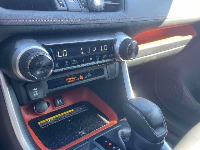 Used 2019 Toyota RAV4 Adventure AWD/4WD image 32