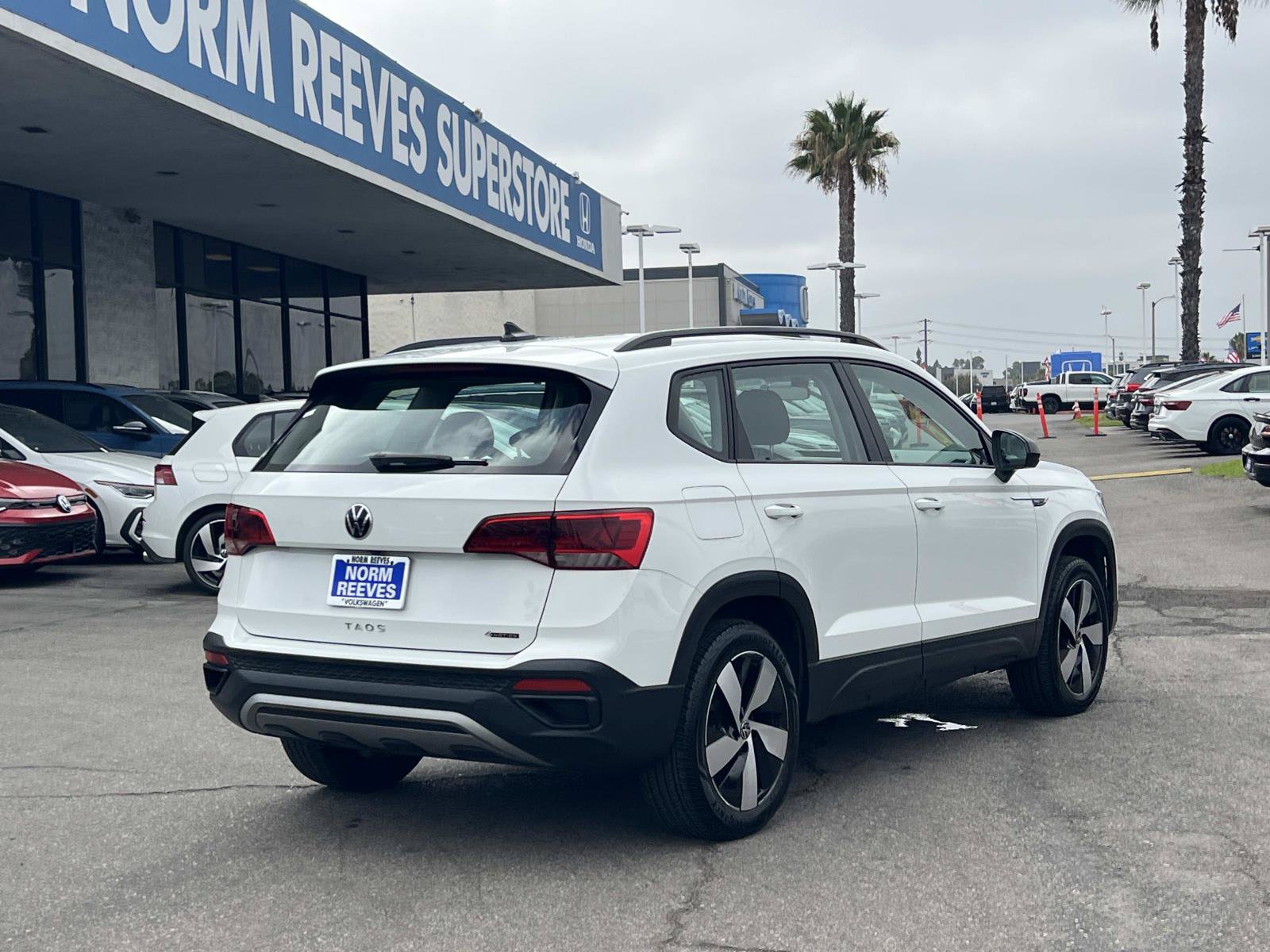 Certified 2023 Volkswagen Taos S AWD/4WD image 23