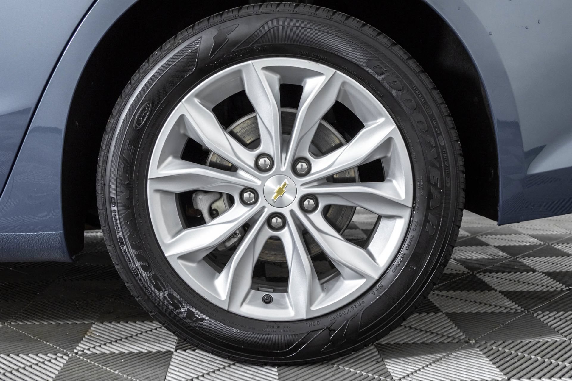 Used 2025 Chevrolet Malibu LT FWD image 43