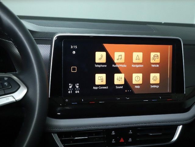 Used 2025 Volkswagen Atlas Peak Edition SE AWD/4WD image 29