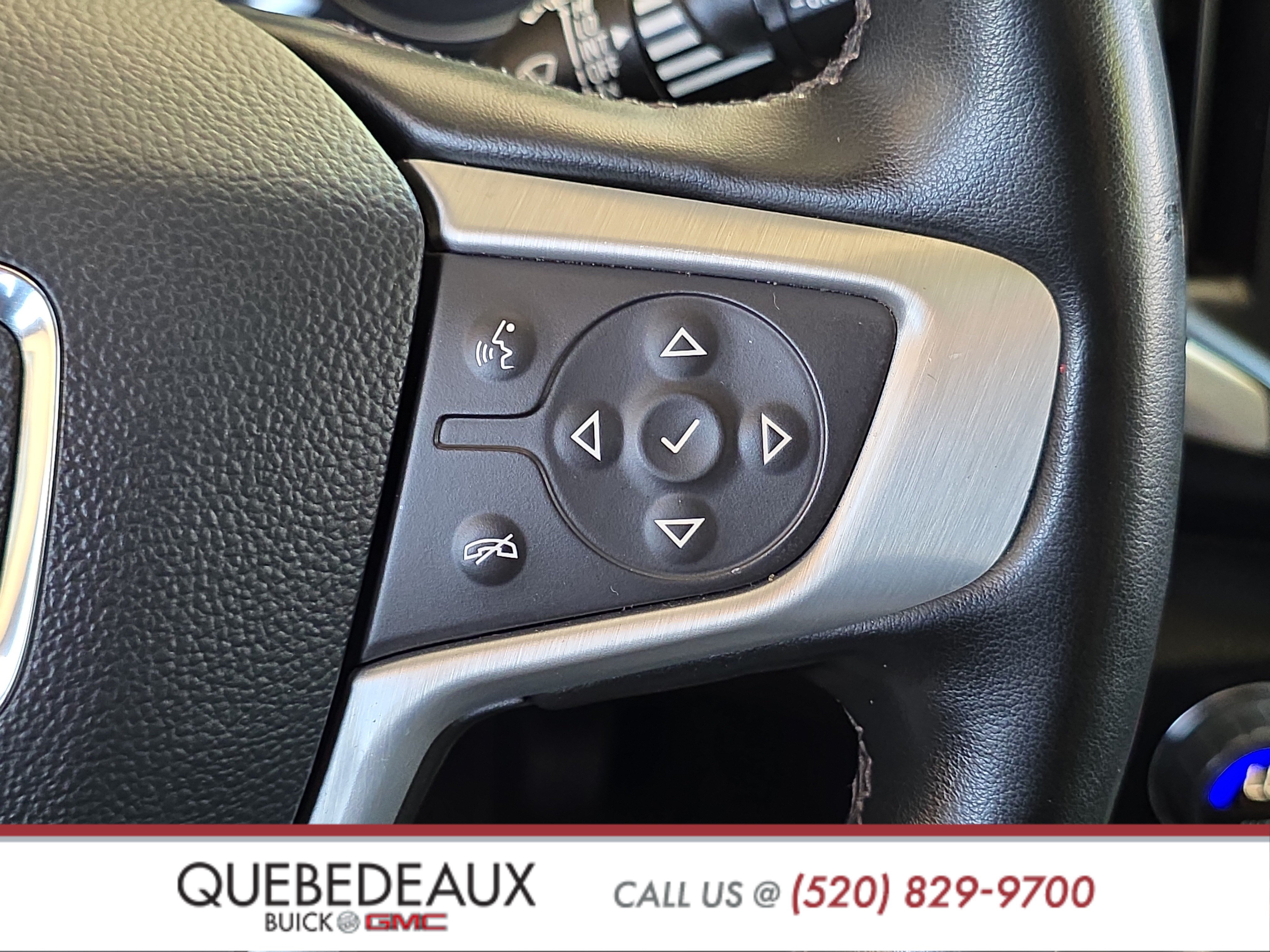 Used 2023 GMC Terrain SLT AWD/4WD image 13