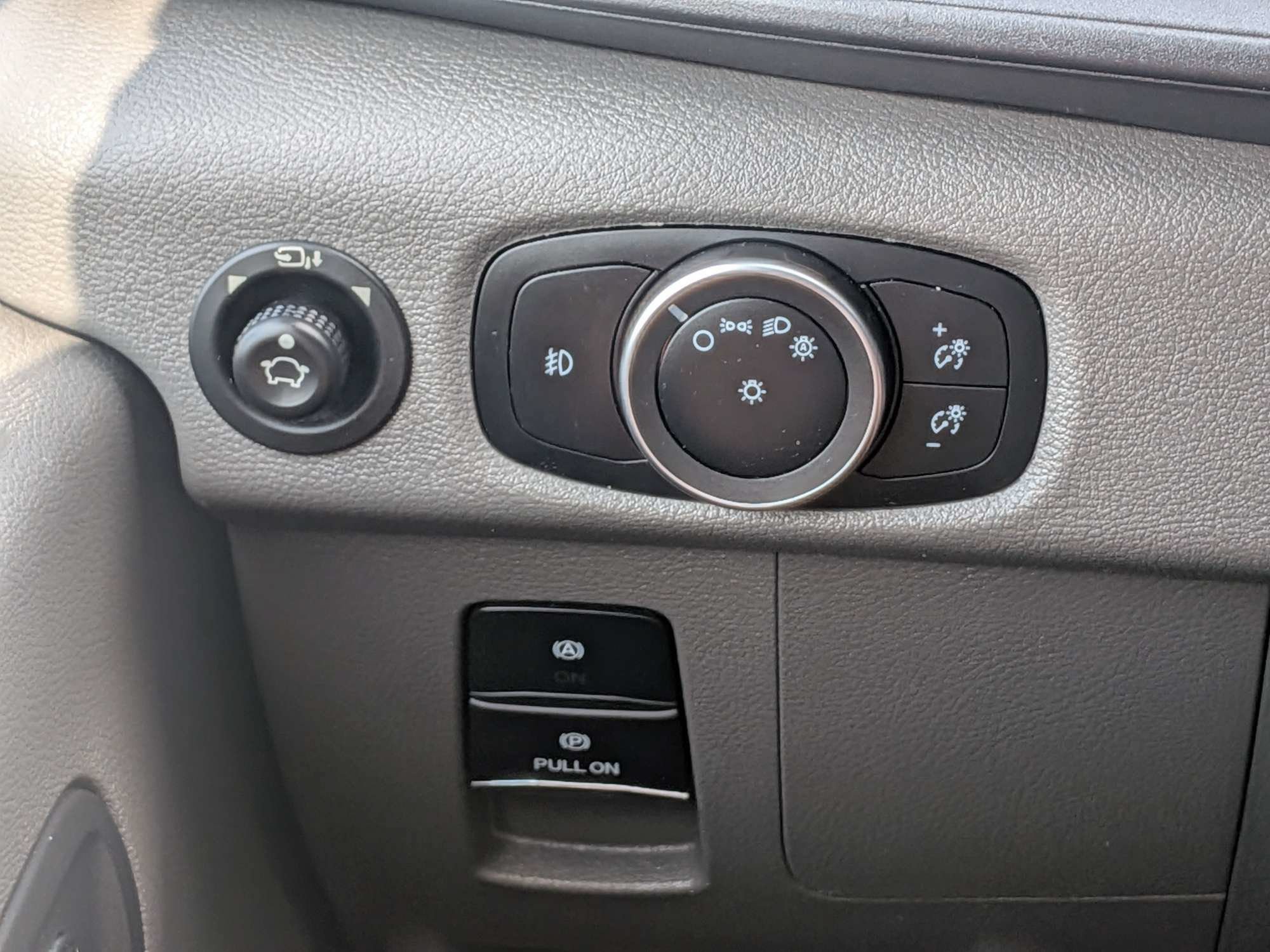 Used 2023 Ford Transit 350 XLT RWD image 30