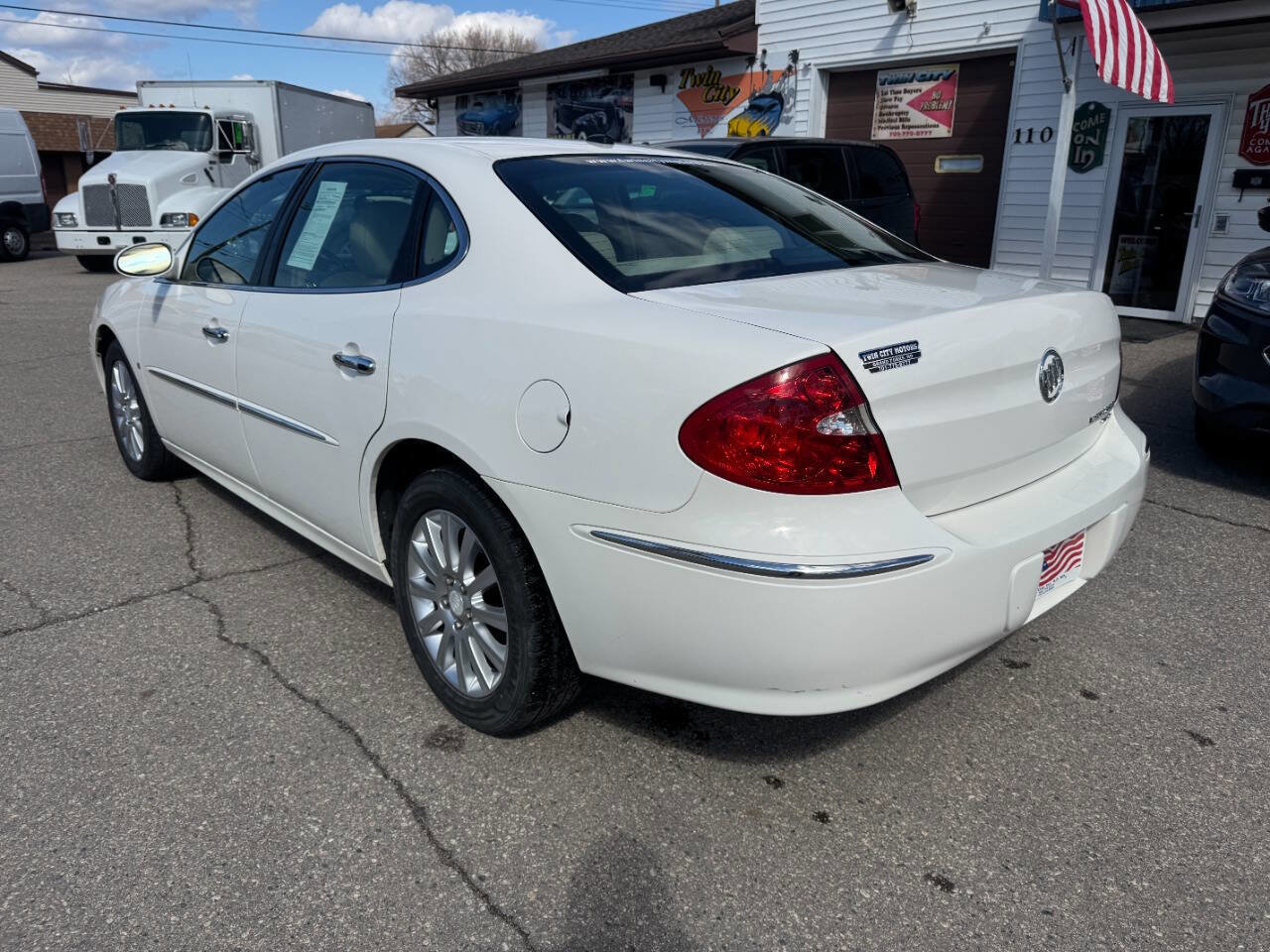 Used 2008 Buick LaCrosse CXS FWD image 8
