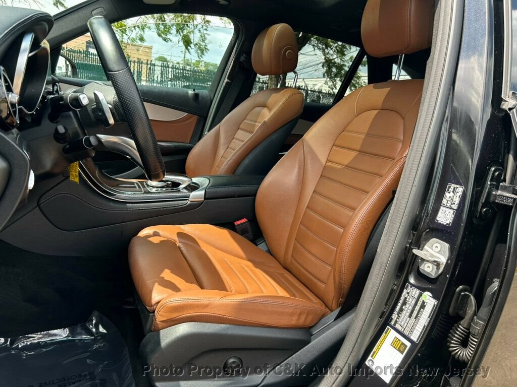 Used 2019 Mercedes-Benz GLC 43 AMG 4MATIC image 28