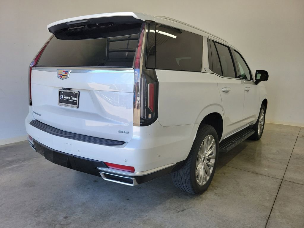 Used 2023 Cadillac Escalade Premium Luxury w/ LPO, Floor Liner Package AWD/4WD image 5
