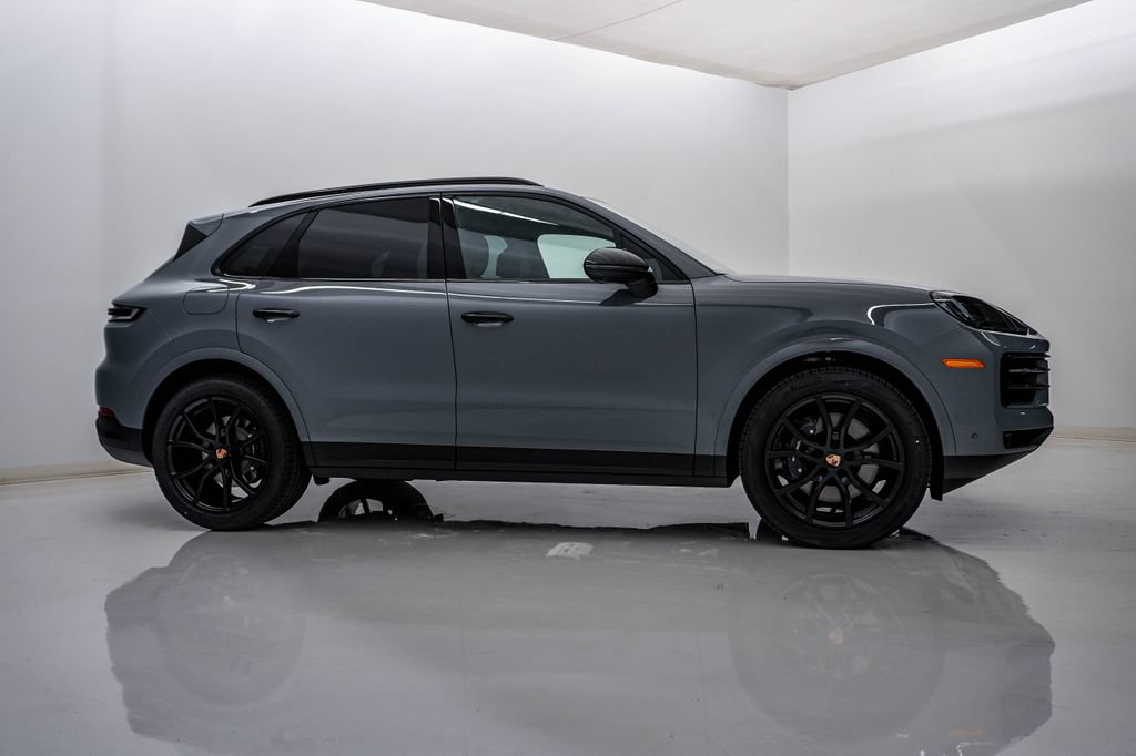 New 2026 Porsche Cayenne AWD/4WD image 9