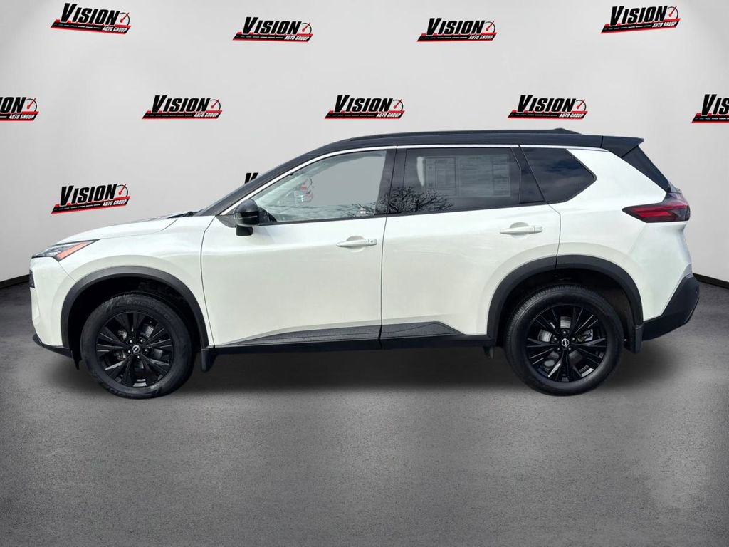 Certified 2023 Nissan Rogue SV w/ SV Premium Package image 8