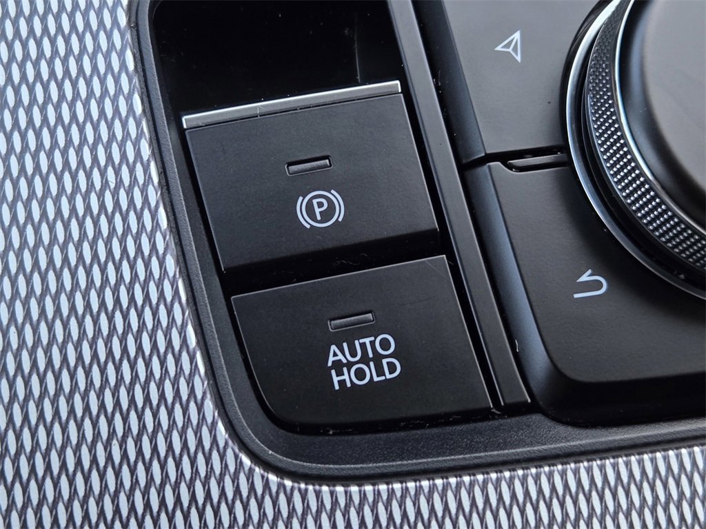 Certified 2025 MAZDA CX-70 Plug-In Hybrid w/ Premium Pkg image 23