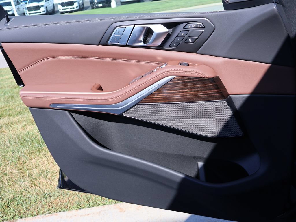 New 2027 BMW X7 xDrive40i AWD/4WD image 40