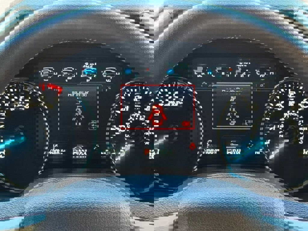 Used 2020 Ford F150 Lariat w/ Equipment Group 502A Luxury image 3