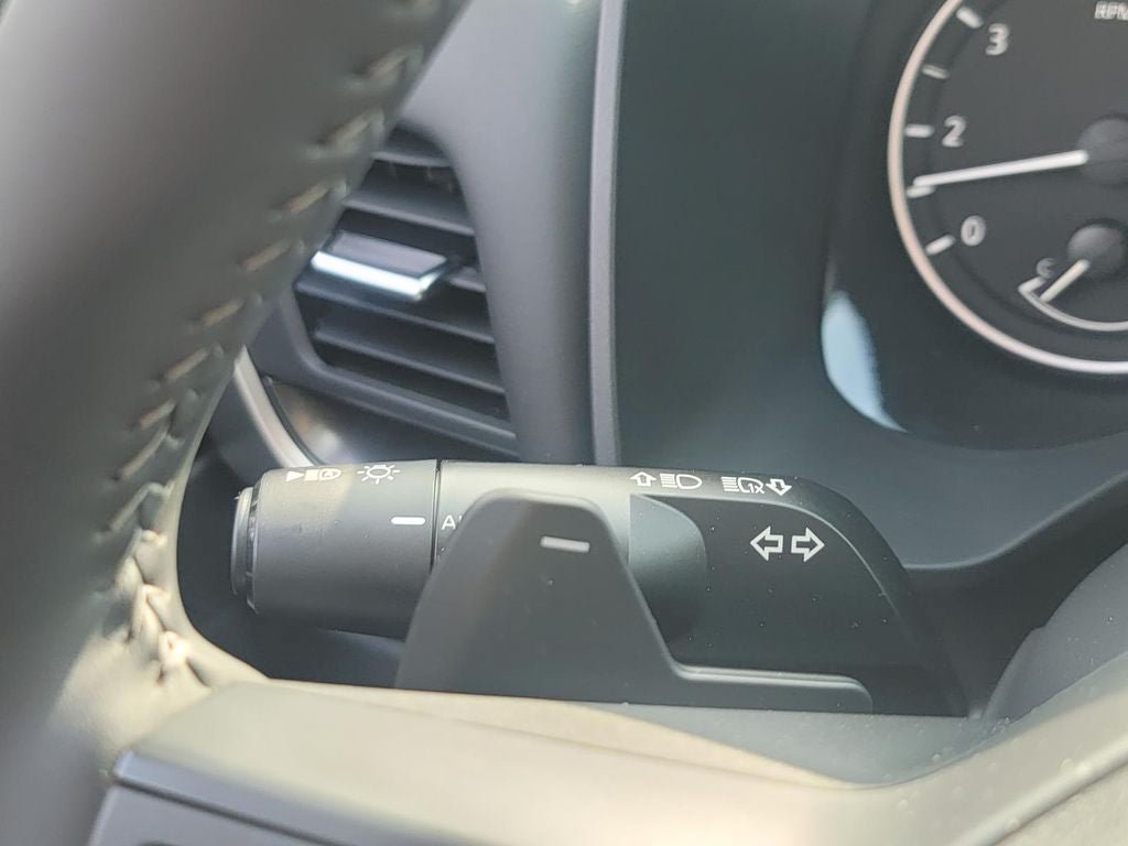 New 2026 Nissan Rogue SV AWD/4WD image 33