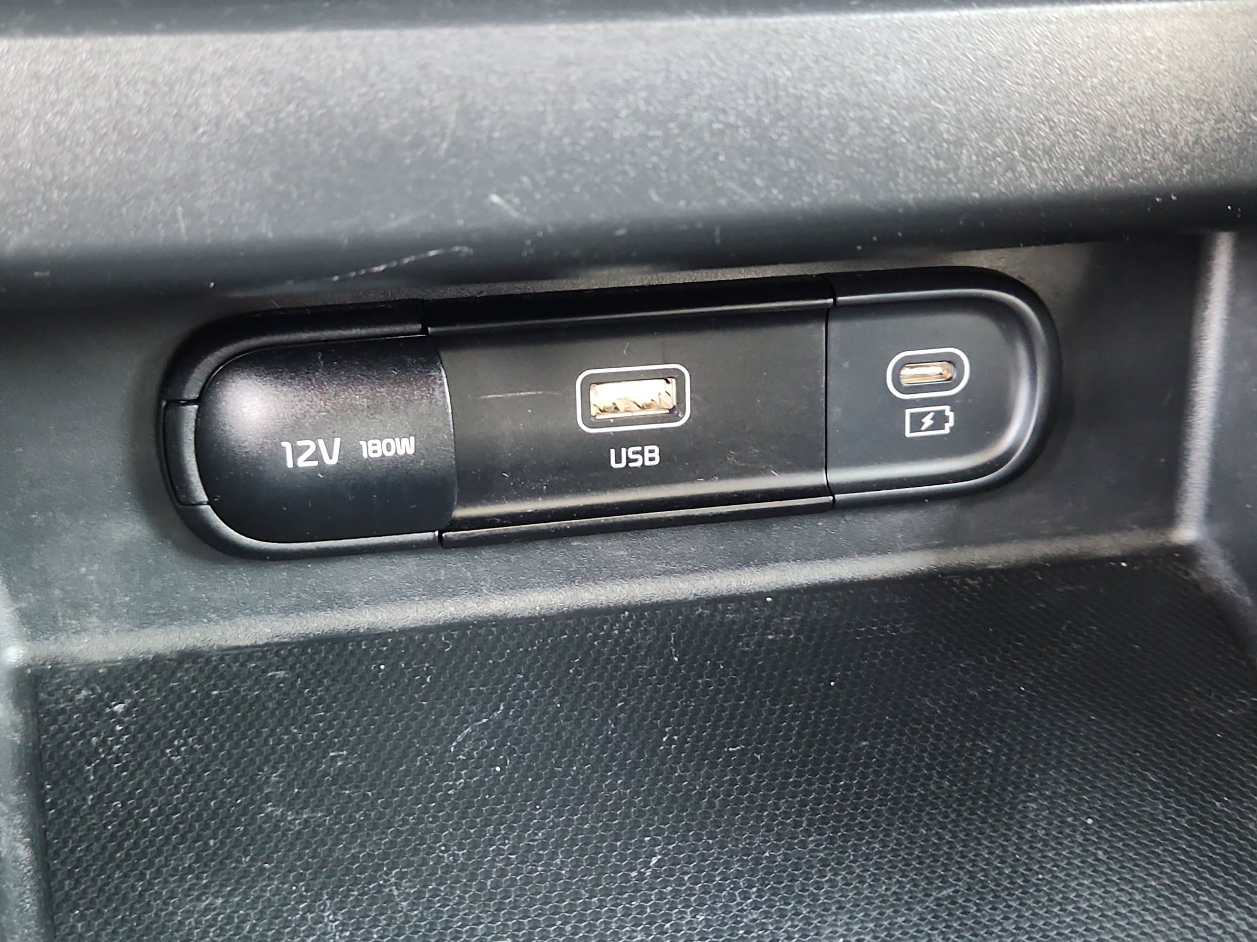 Used 2024 Kia Seltos S AWD/4WD image 23