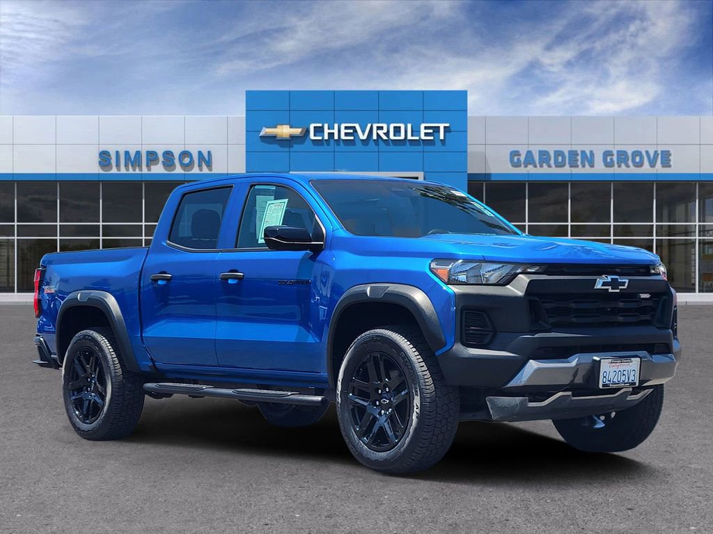 Used 2023 Chevrolet Colorado Trail Boss w/ LPO, Dark Essentials Package AWD/4WD image 1