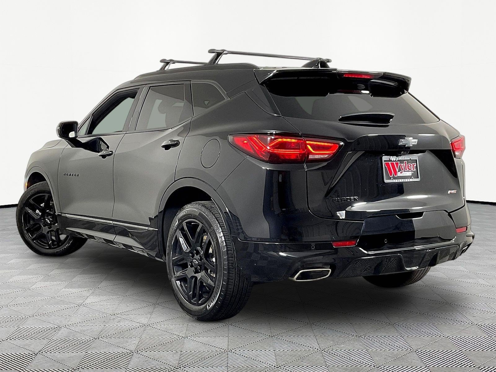 Used 2023 Chevrolet Blazer RS w/ Driver Confidence II Package FWD image 4