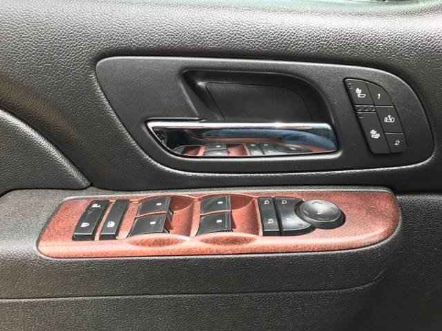 Used 2011 Chevrolet Silverado 1500 LTZ image 16