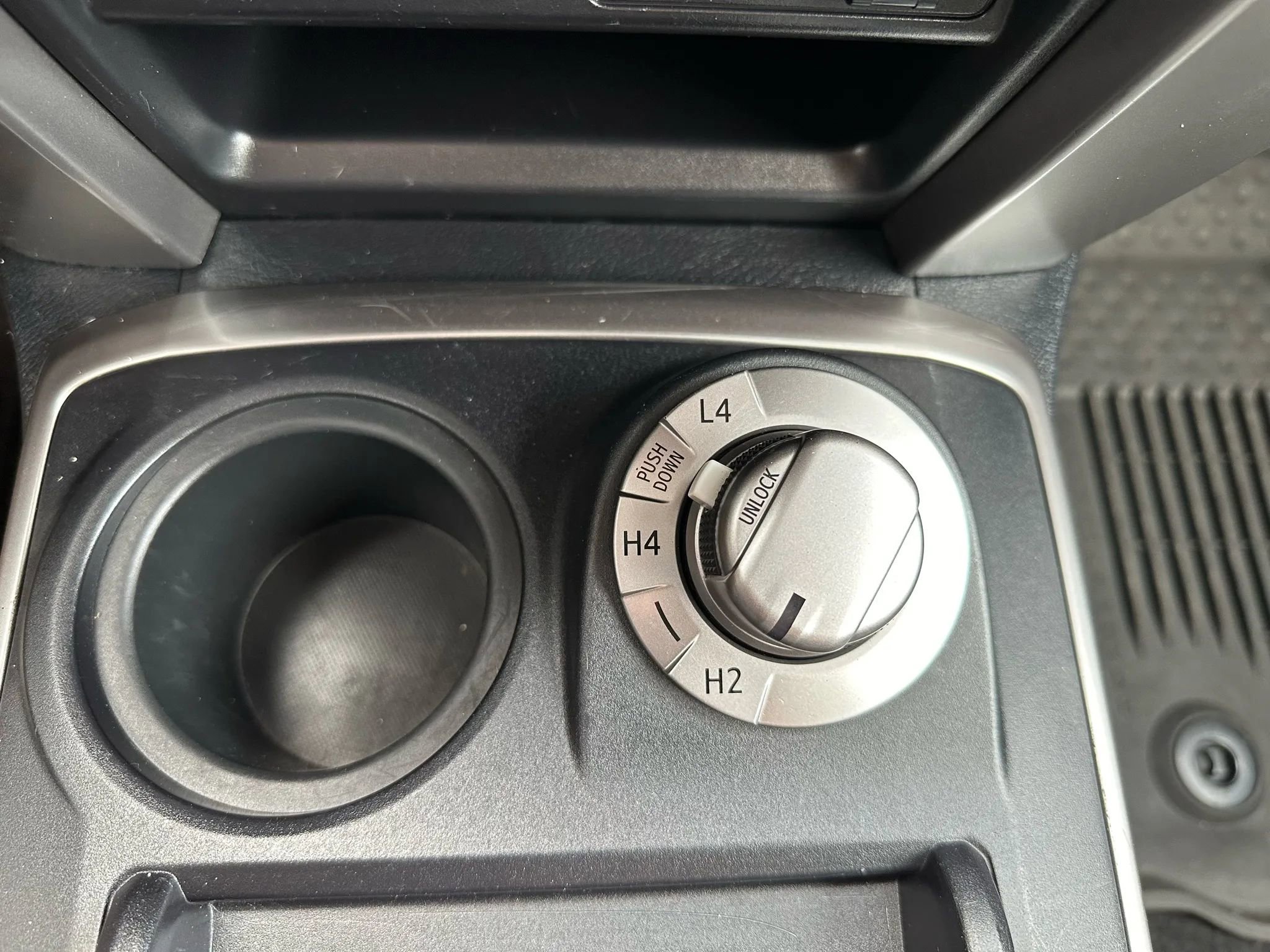 Used 2016 Toyota 4Runner SR5 image 26