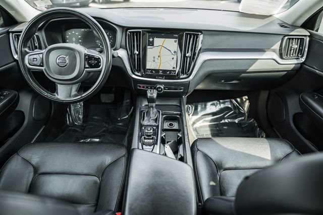 Used 2020 Volvo S60 T6 Momentum image 20