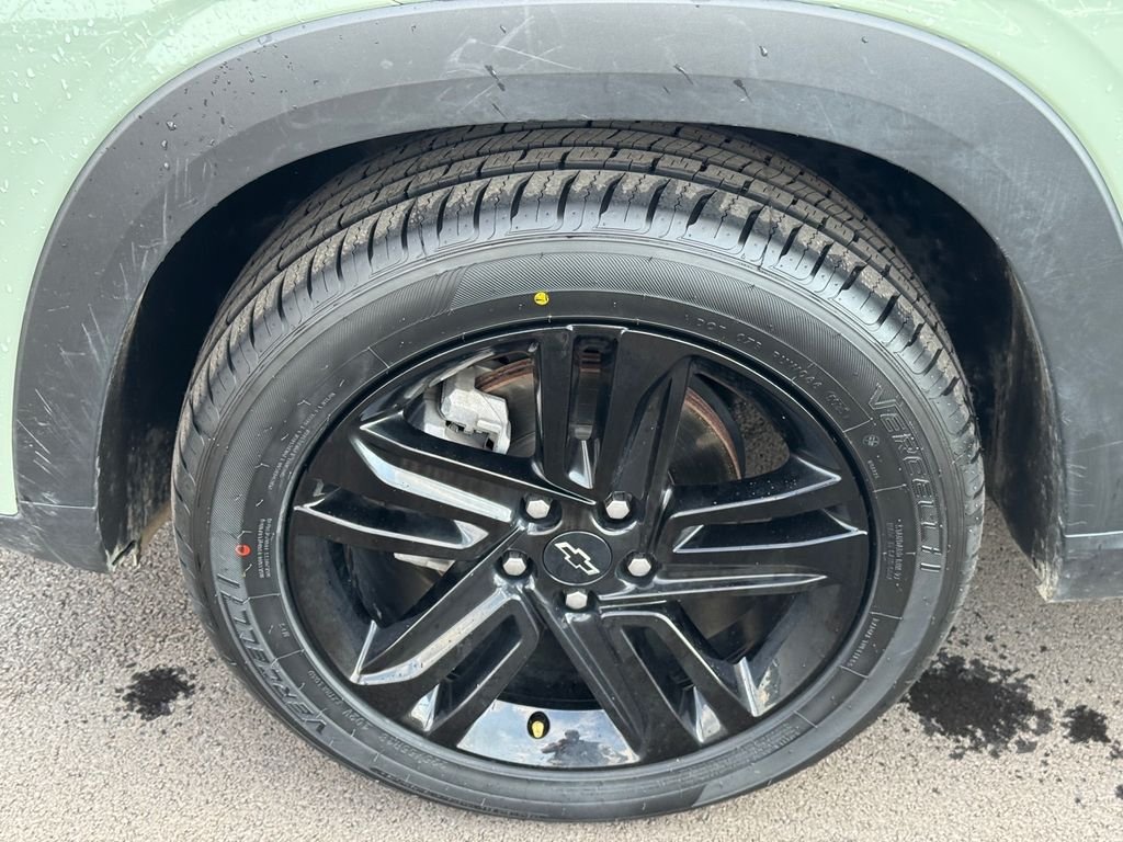 Used 2025 Chevrolet Trax ACTIV FWD image 20