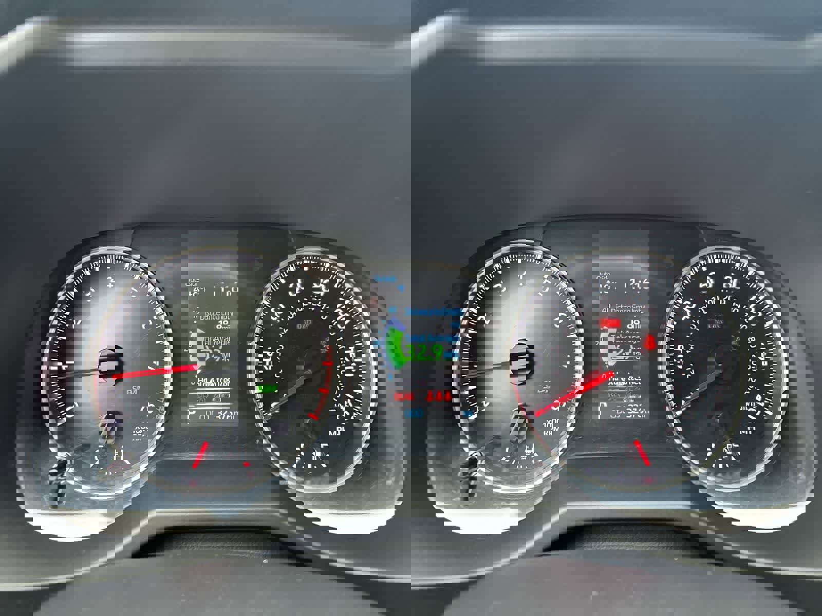 Used 2022 Toyota RAV4 XLE image 13